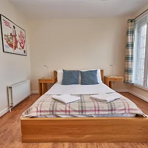 Apartment Castle, Edinburgh